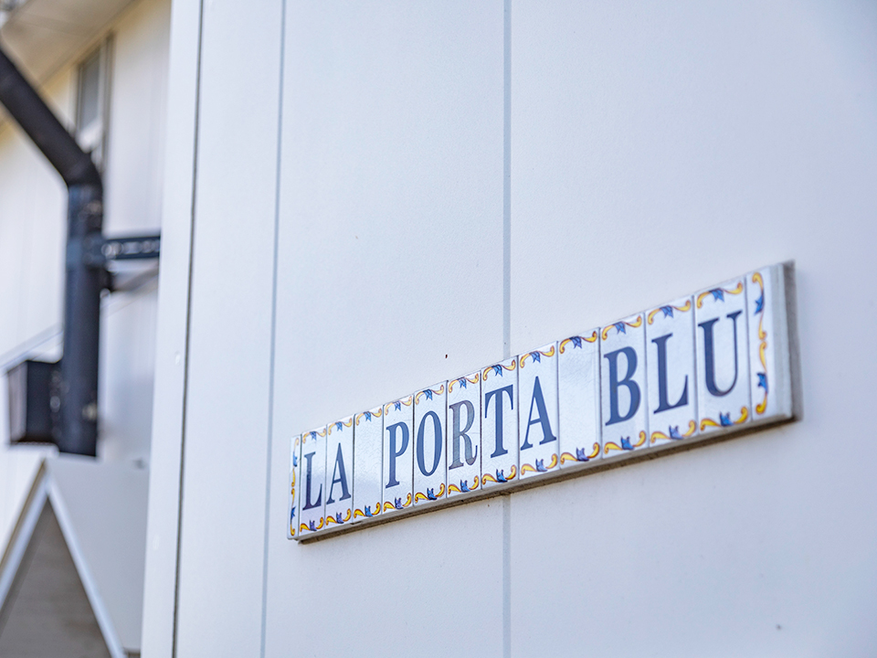 LA PORTA BLU（ラ・ポルタブルー）